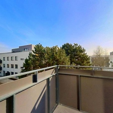 Air-Conditioned 2 Room Apartment, With Terrace, Rovinka, 302 Exteriör bild